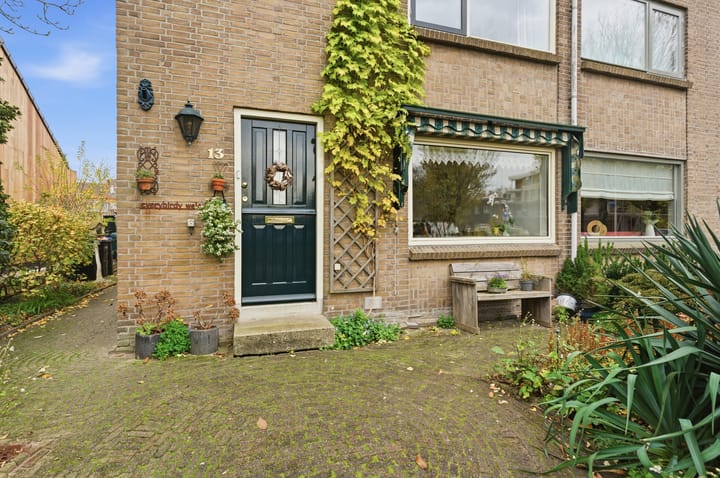 Photo 49 of Esdoornlaan 13