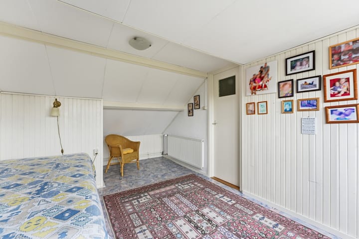 Photo 33 of Esdoornlaan 13