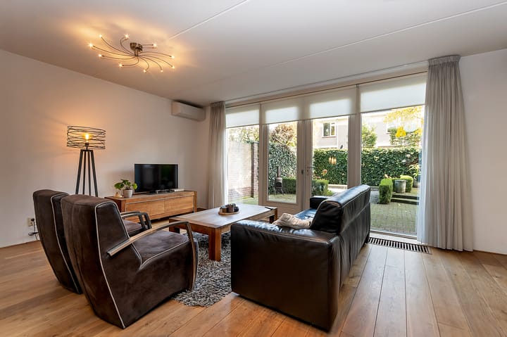 Photo 3 of Dominicanessenstraat 7