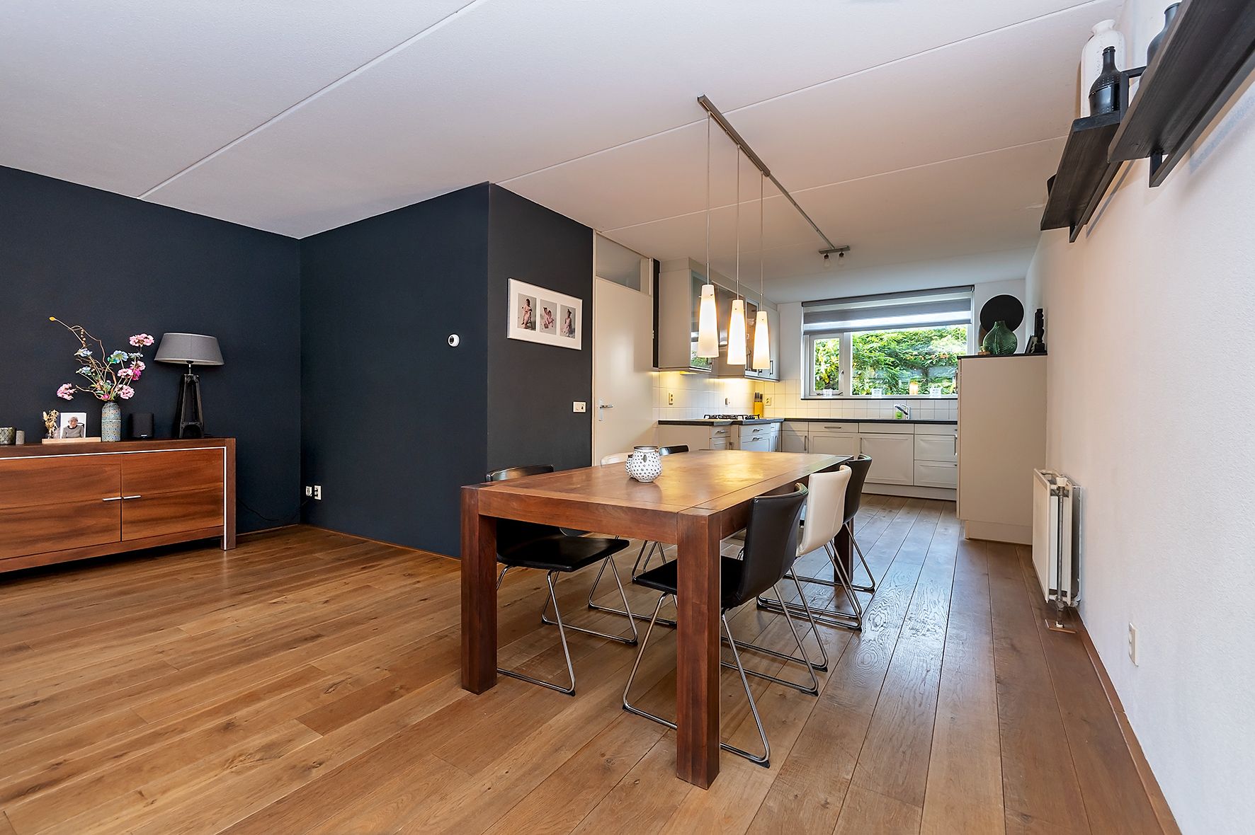 Photo 6 of Dominicanessenstraat 7