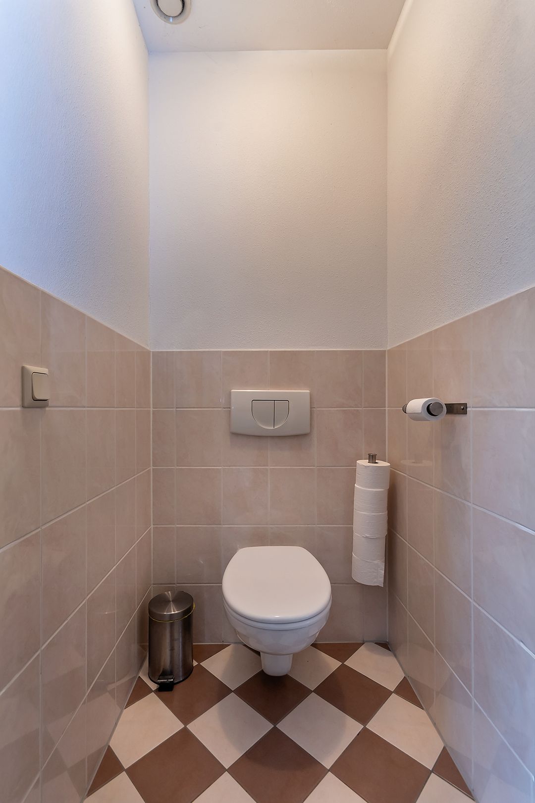 Photo 16 of Dominicanessenstraat 7