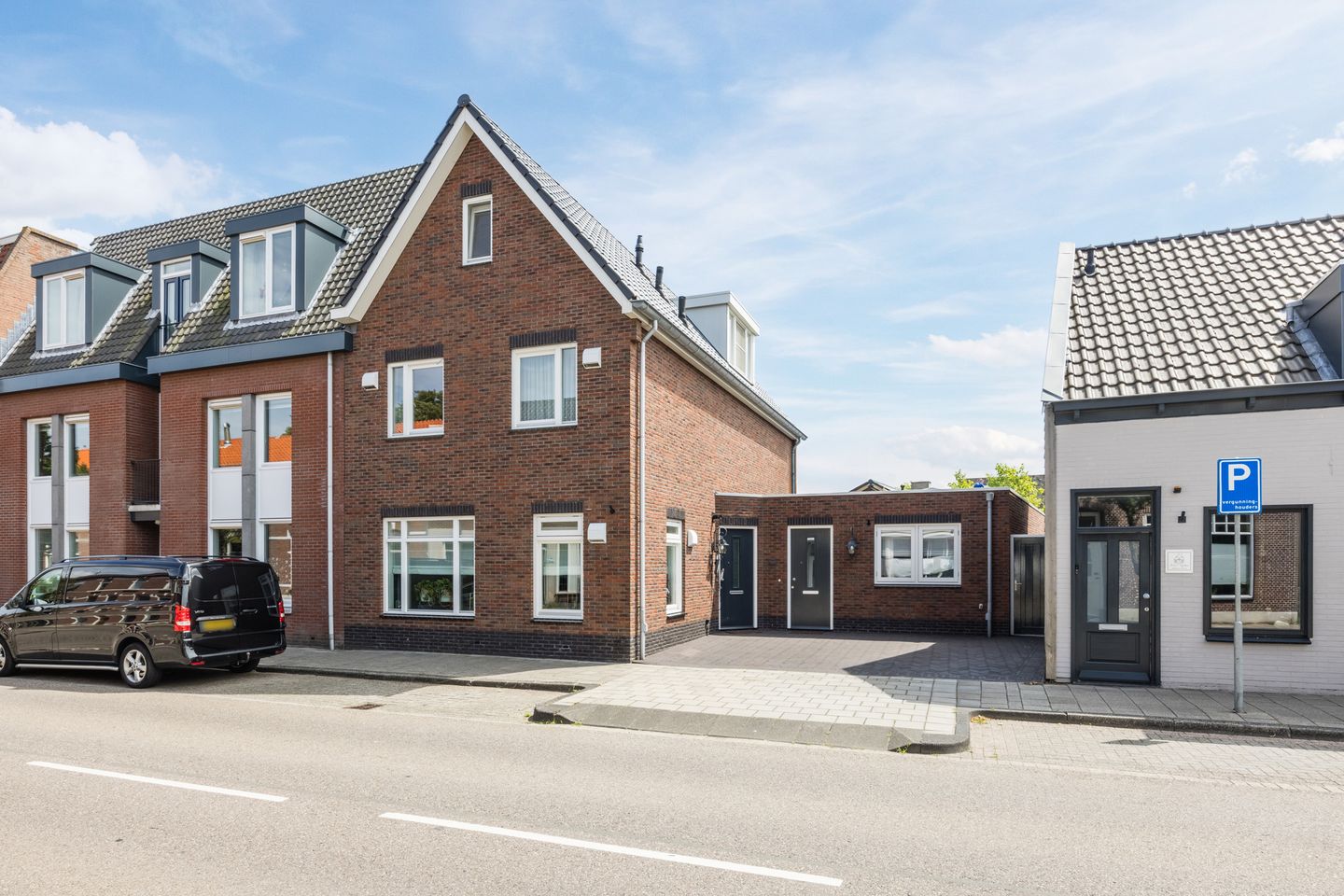 Foto 1 van Zuidwind 22-B