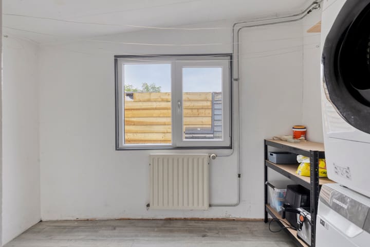 Photo 11 of van Galenstraat 2