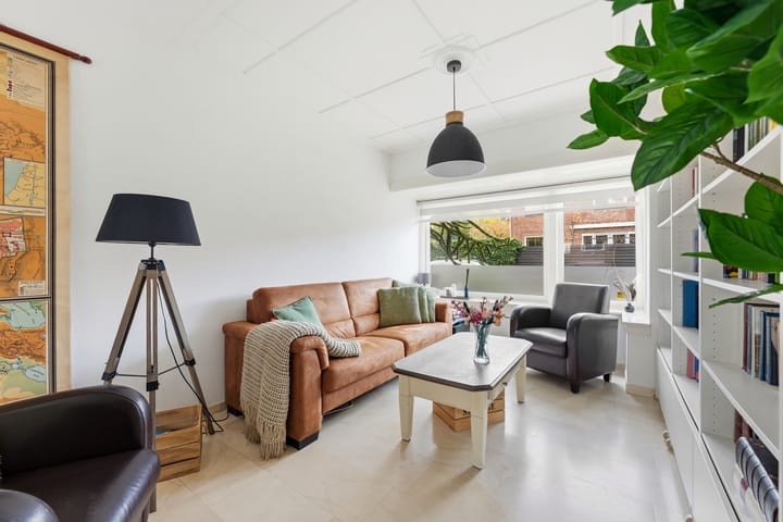 Photo 4 of Vroegestraat 5