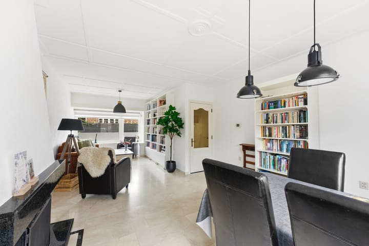 Photo 11 of Vroegestraat 5