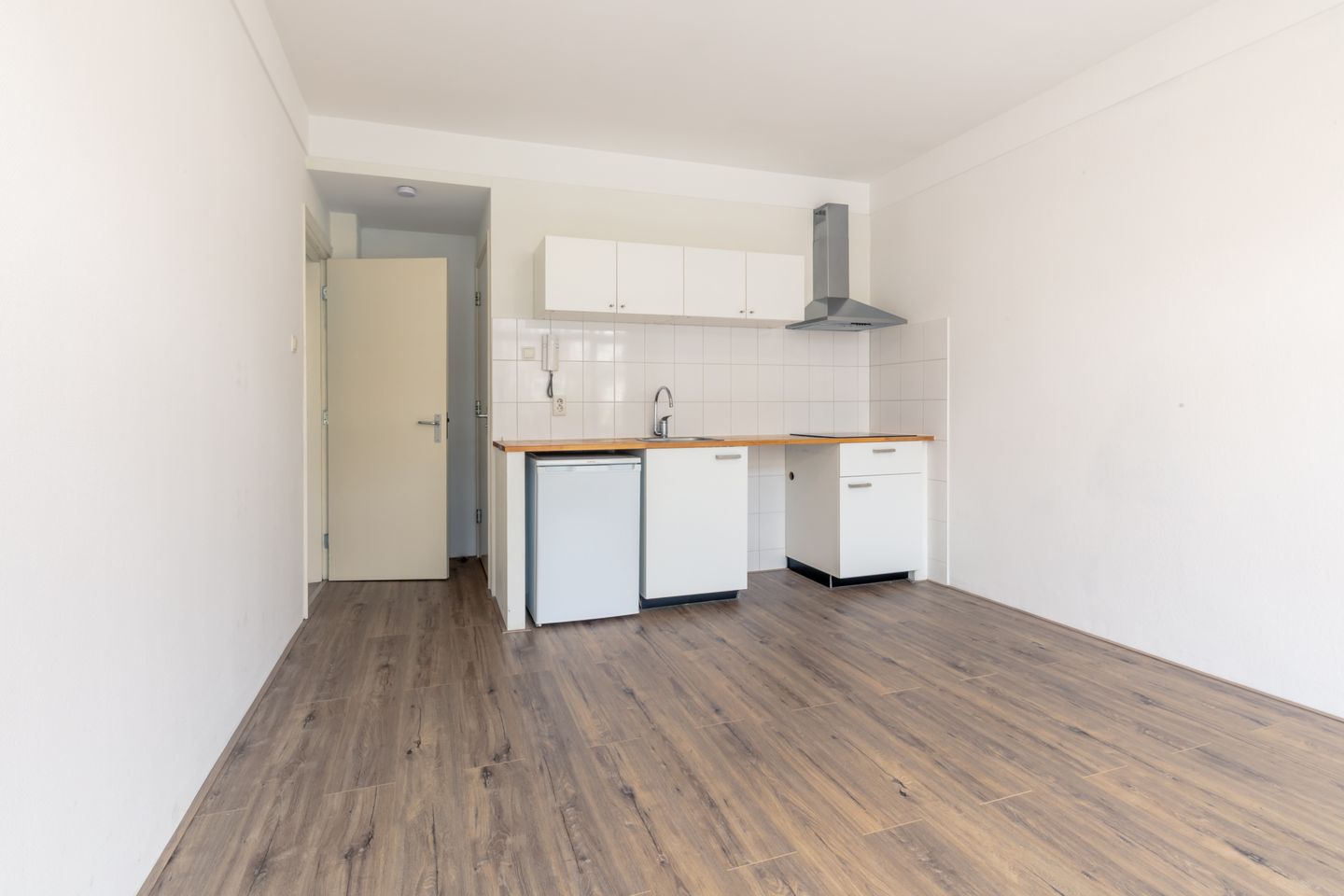 Photo 5 of Narcissenstraat 115-F