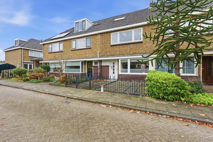 Photo 41 of Vroegestraat 5