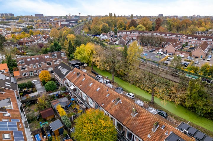 Foto 37 van Houweningestraat 64