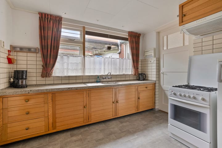 Foto 10 van Warmeerweg 4