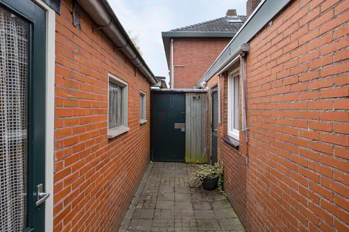 Foto 32 van Warmeerweg 4