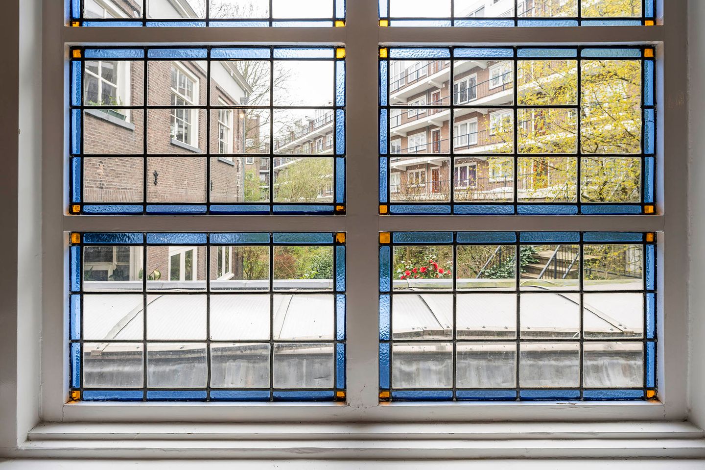 View photo 3 of Rapenburgerstraat 173