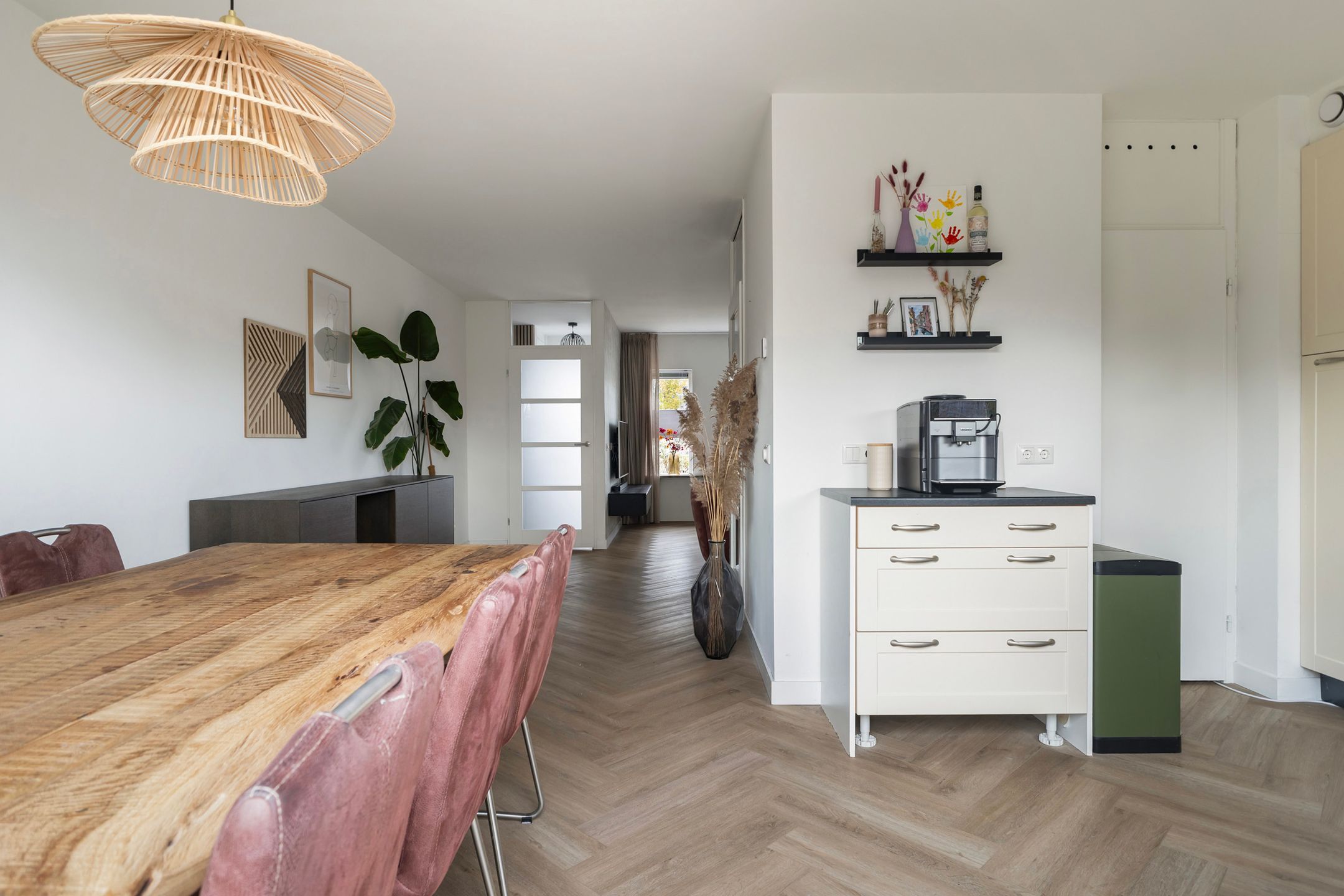 Foto 15 van Humaldastate 12