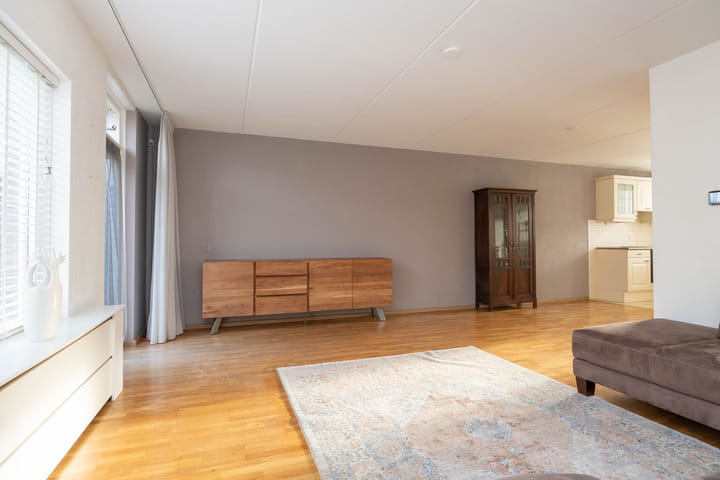 Photo 13 of Schuttevaer 28-A