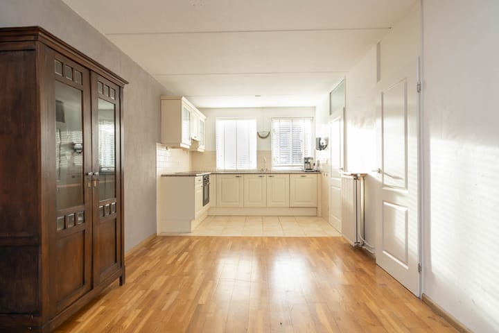 Photo 15 of Schuttevaer 28-A