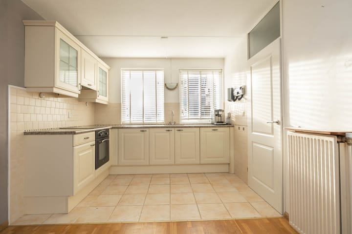 Photo 16 of Schuttevaer 28-A