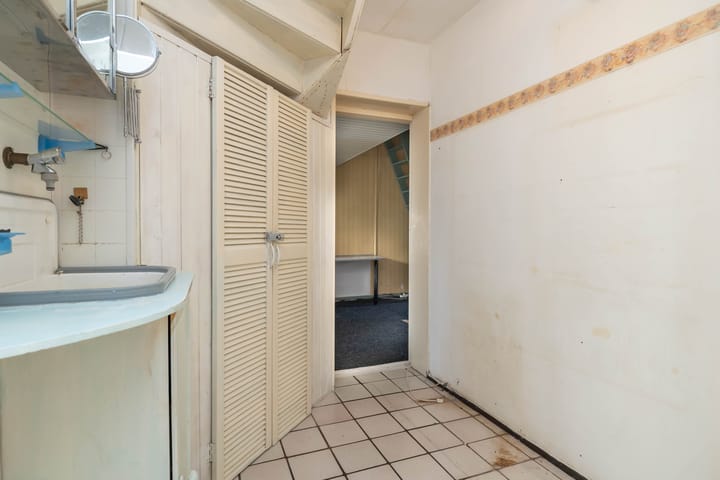 Photo 19 of Schuttevaer 28-A