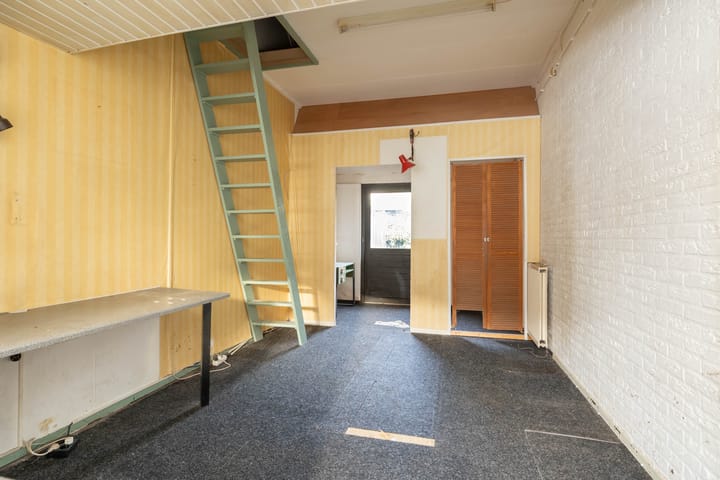 Photo 21 of Schuttevaer 28-A