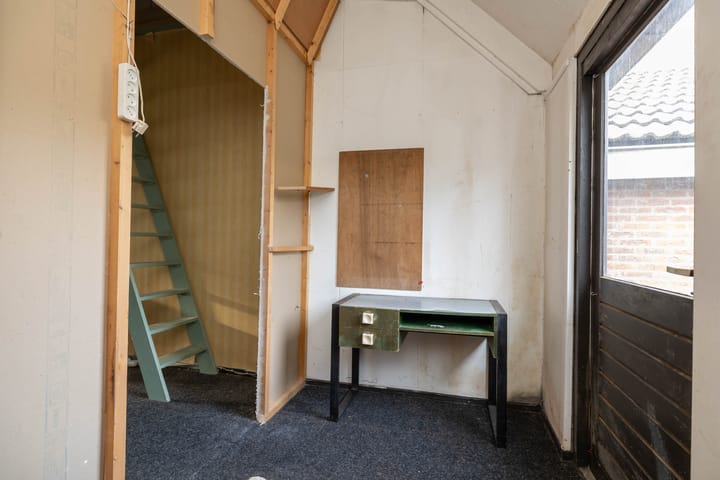 Photo 23 of Schuttevaer 28-A