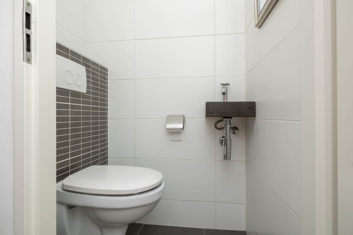 Photo 28 of Schuttevaer 28-A