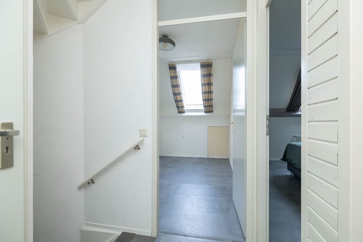 Photo 29 of Schuttevaer 28-A