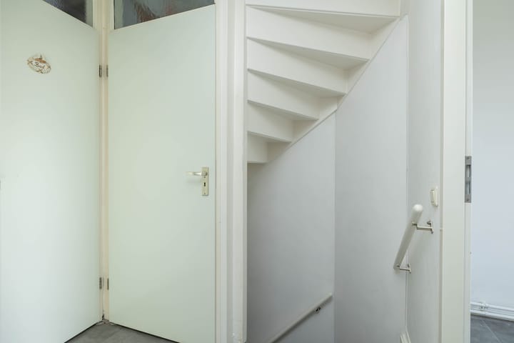 Photo 42 of Schuttevaer 28-A