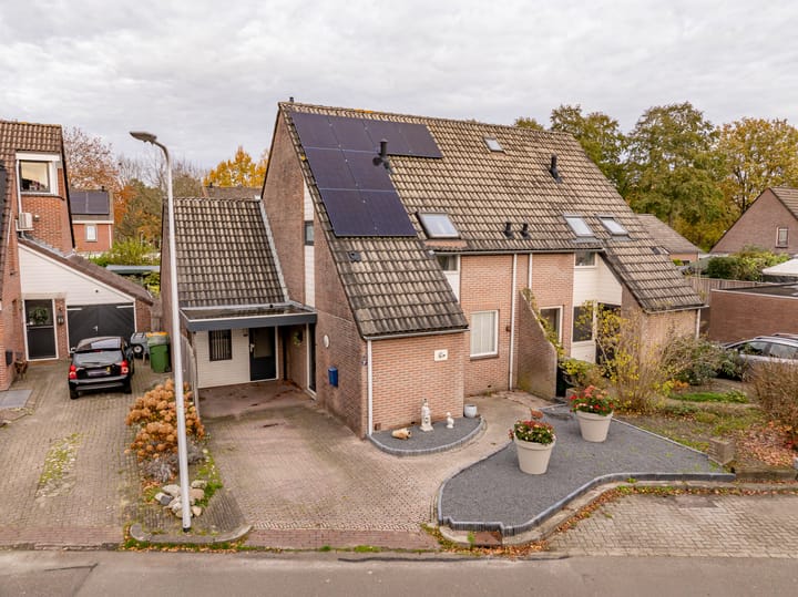 Photo 53 of Schuttevaer 28-A