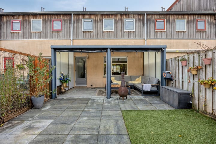 Photo 40 of Tarantellastraat 37