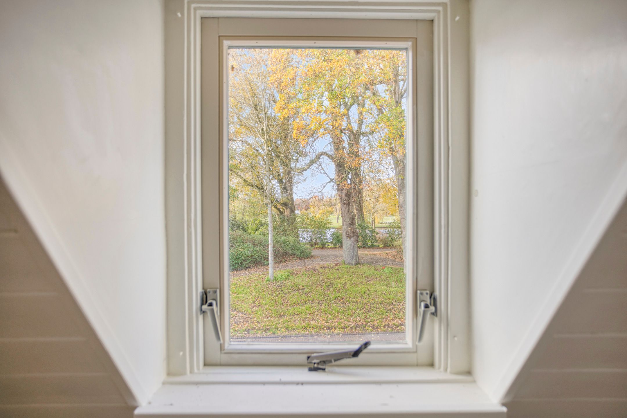 Foto 27 van 2e Ebbingestraat 16