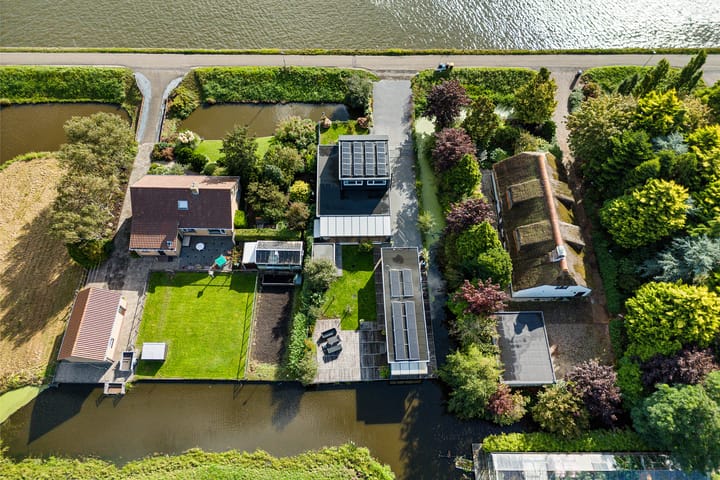 Photo 40 of Nesse 11