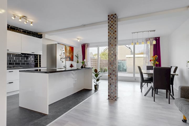 Photo 3 of Achterberglaan 48