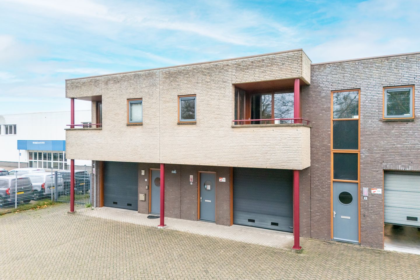 View photo 1 of Parmentierstraat 3