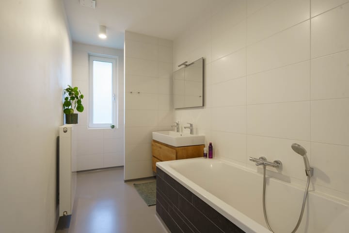 Photo 18 of Toenzalstraat 13