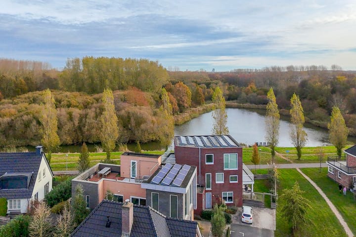 Photo 64 of Toenzalstraat 13