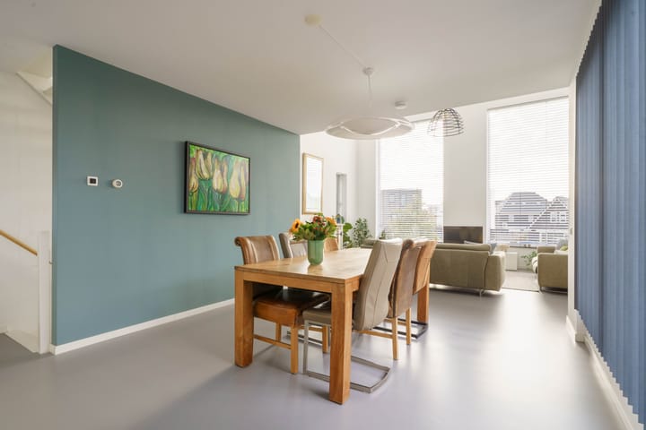 Photo 35 of Toenzalstraat 13