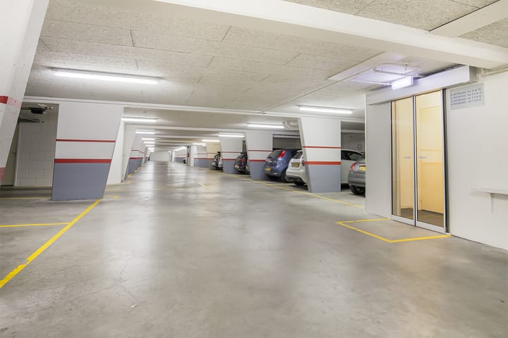 Foto 24 van Florastate 38