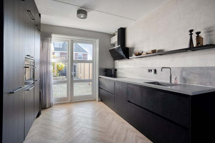 Photo 11 of De Kline 22