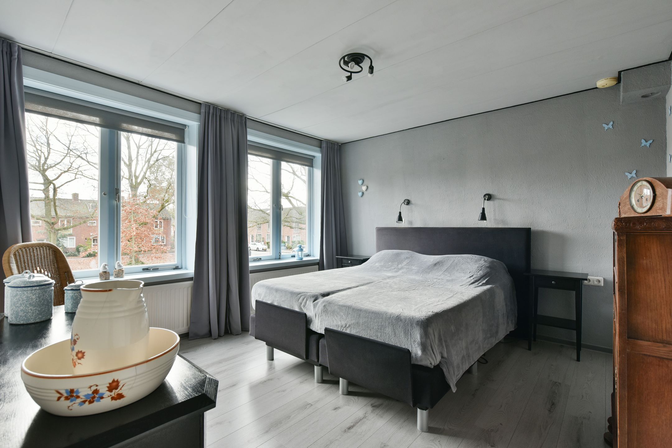 Photo 9 of Johan van Oldenbarneveldtlaan 64