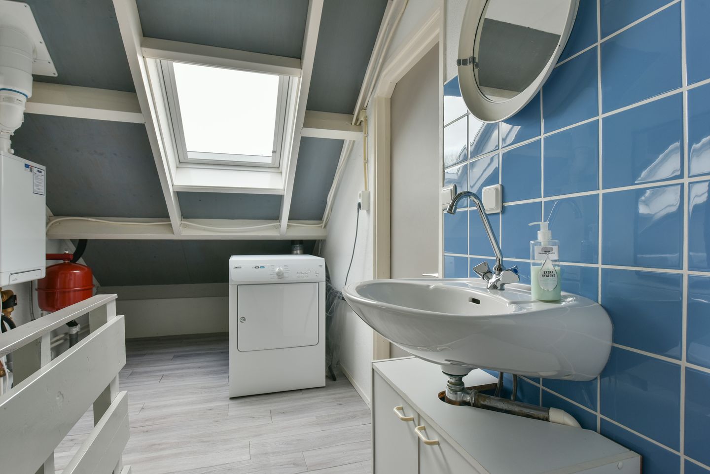 Photo 14 of Johan van Oldenbarneveldtlaan 64