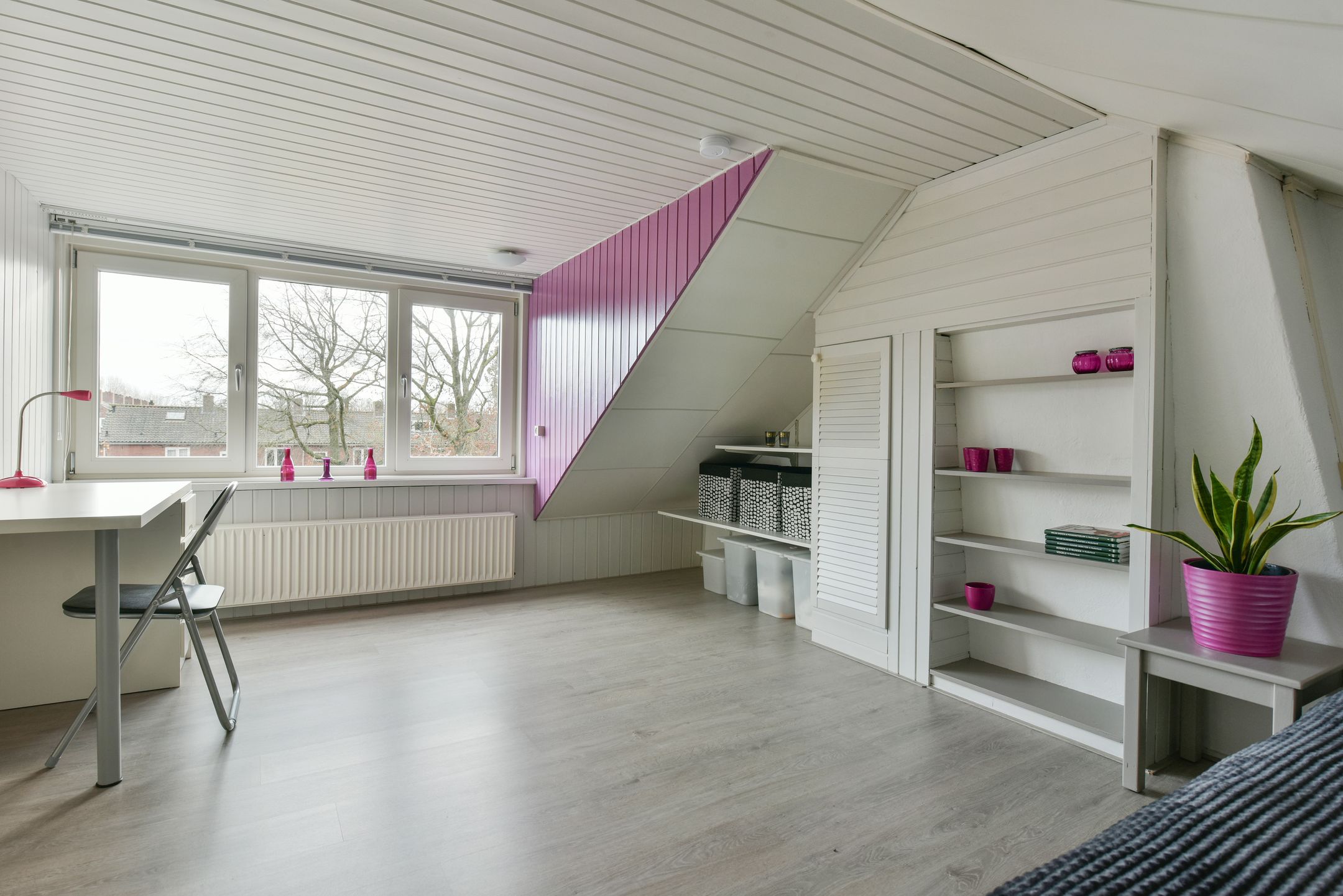 Photo 15 of Johan van Oldenbarneveldtlaan 64