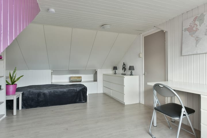 Photo 16 of Johan van Oldenbarneveldtlaan 64