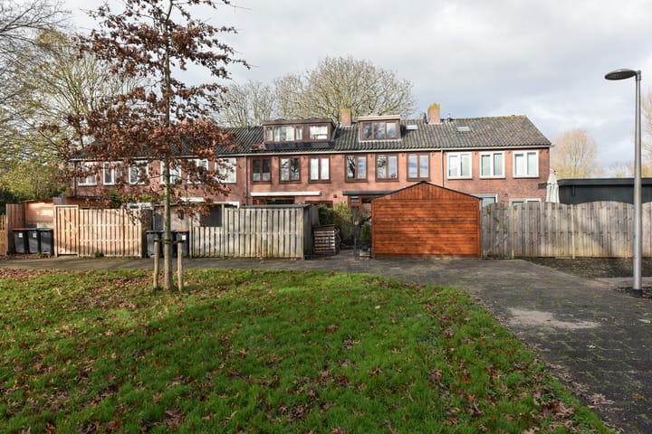 Photo 20 of Johan van Oldenbarneveldtlaan 64