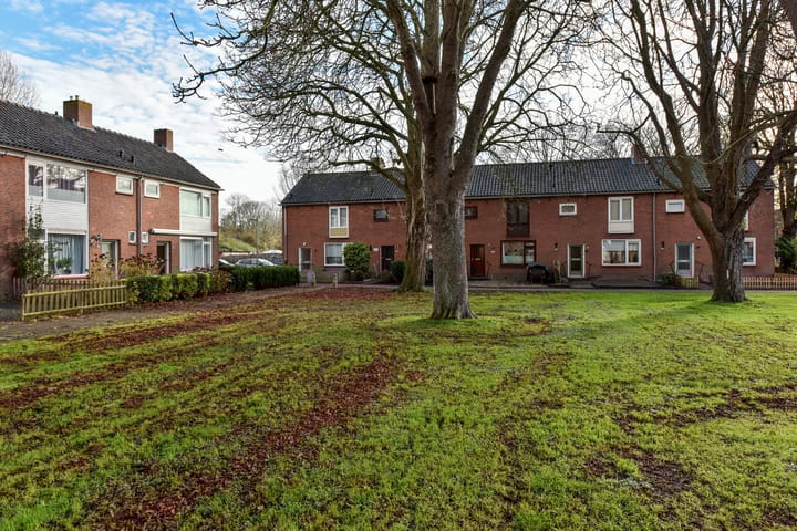 Photo 22 of Johan van Oldenbarneveldtlaan 64