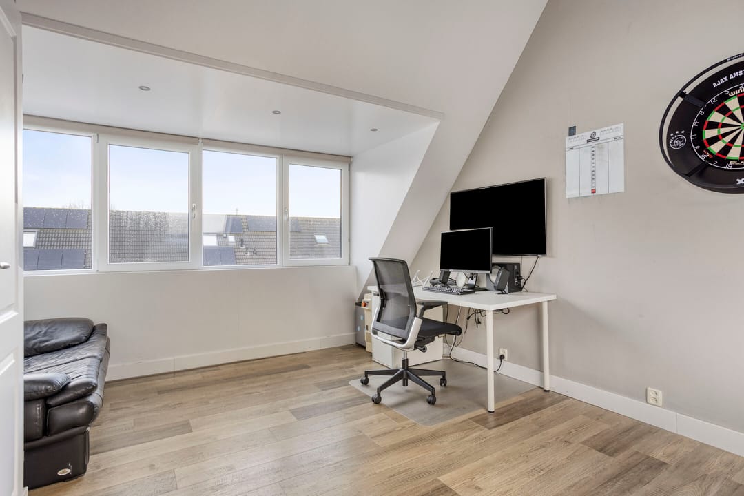 Photo 23 of Goudenregenstraat 42