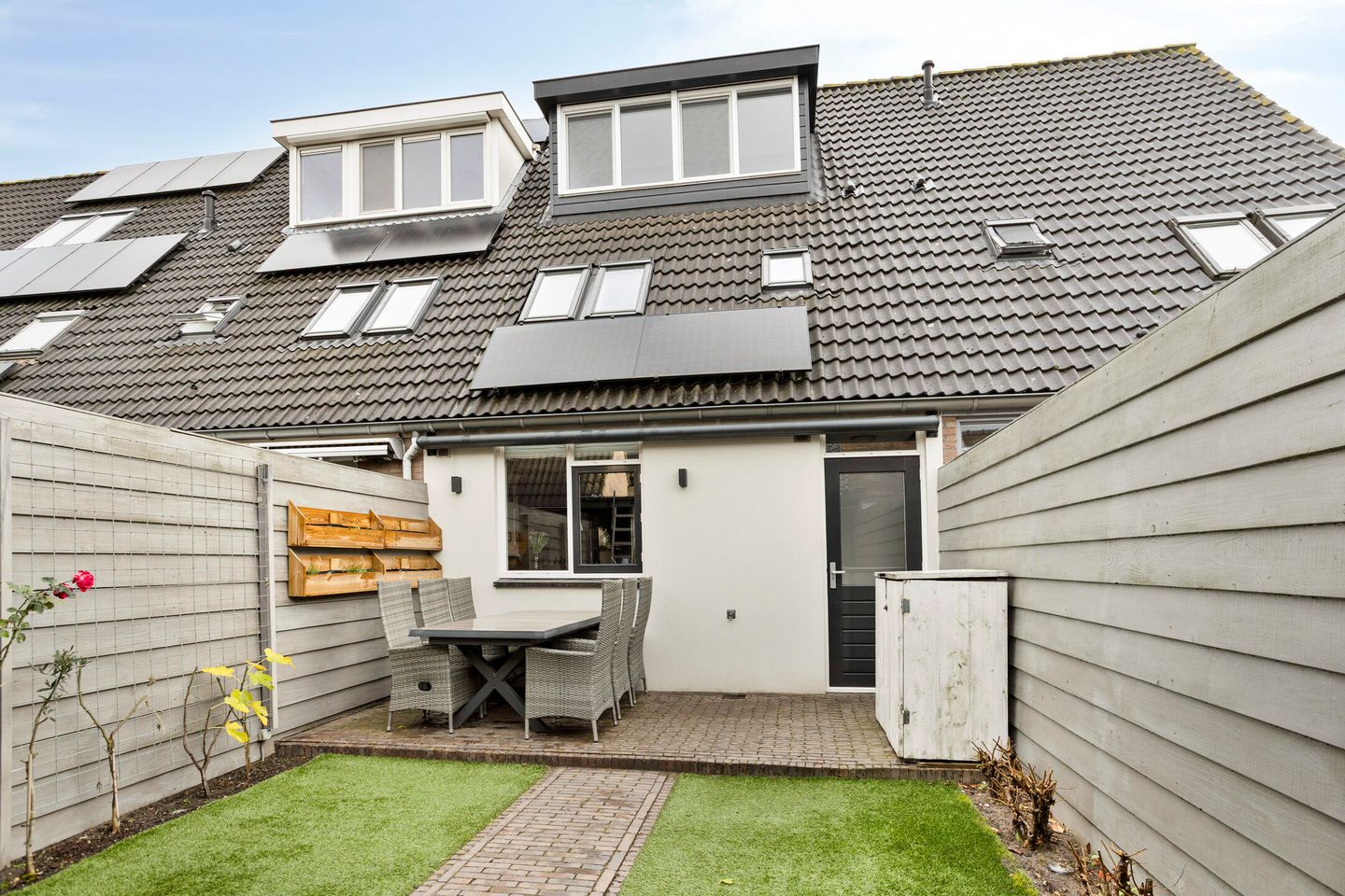 Photo 25 of Goudenregenstraat 42