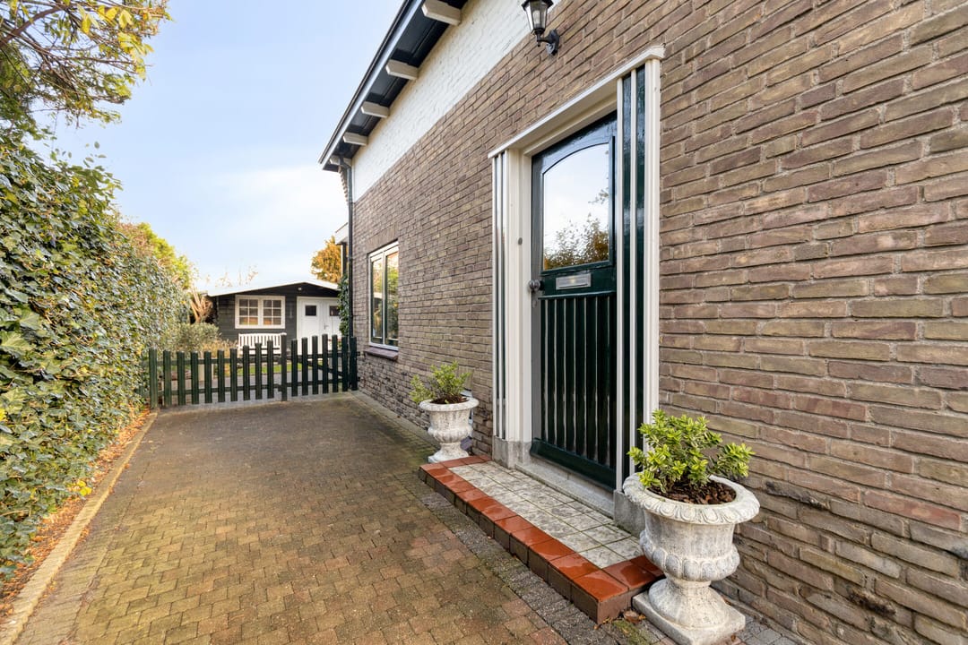 Photo 7 of Prof. Ter Veenweg 8