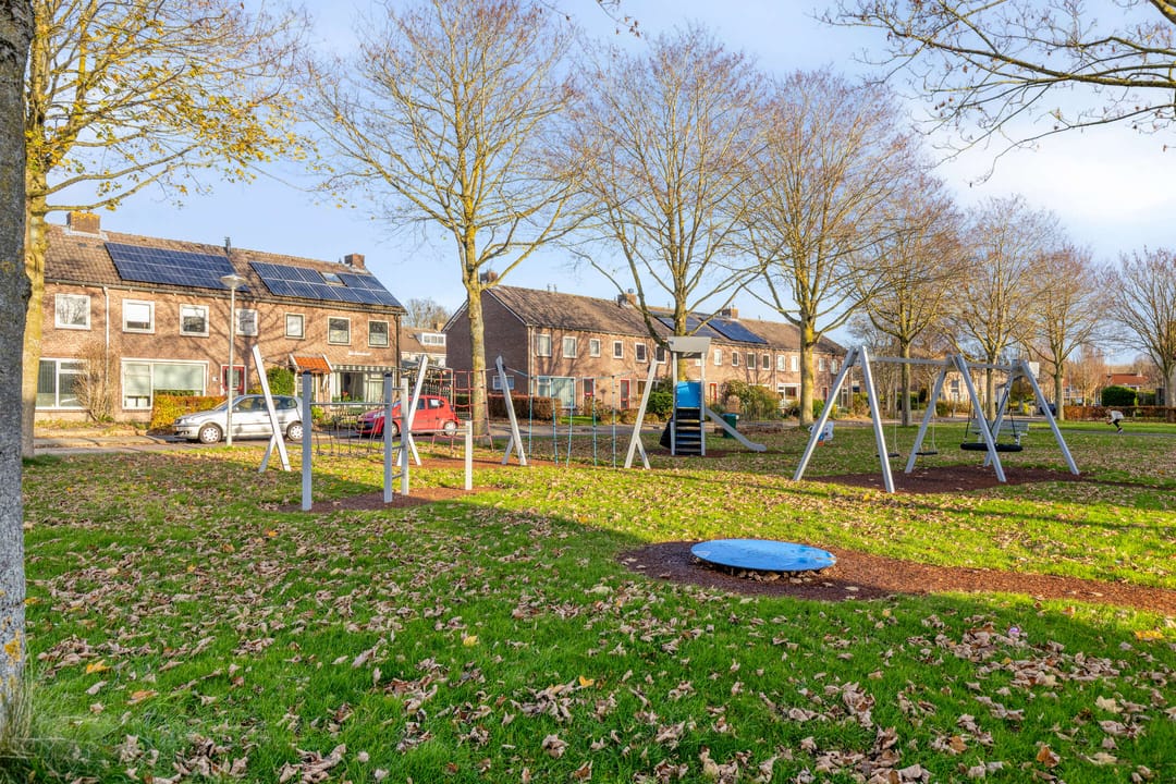 Photo 38 of Prof. Ter Veenweg 8