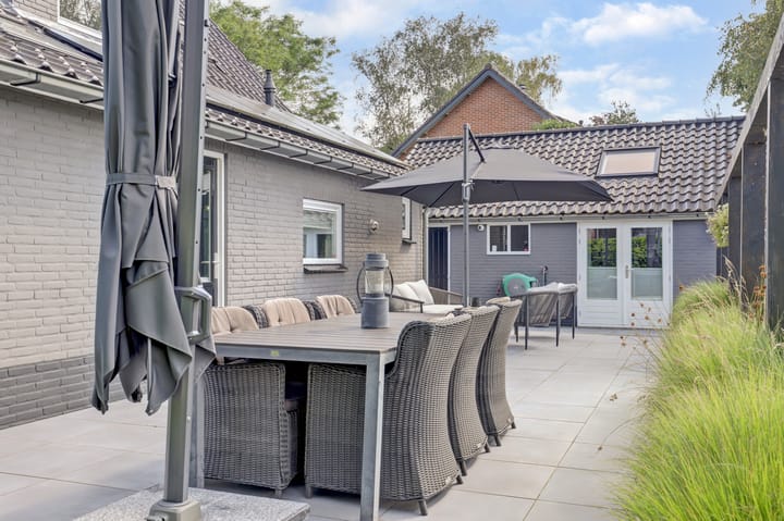 Photo 12 of Leestenseweg 18