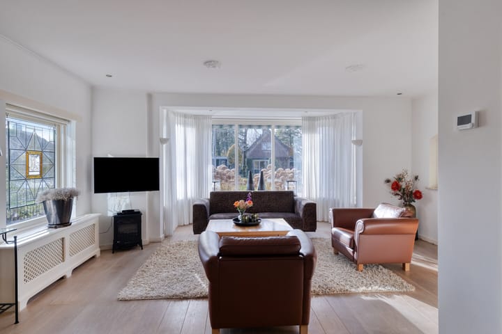 Foto 2 van Prof. Ter Veenweg 8