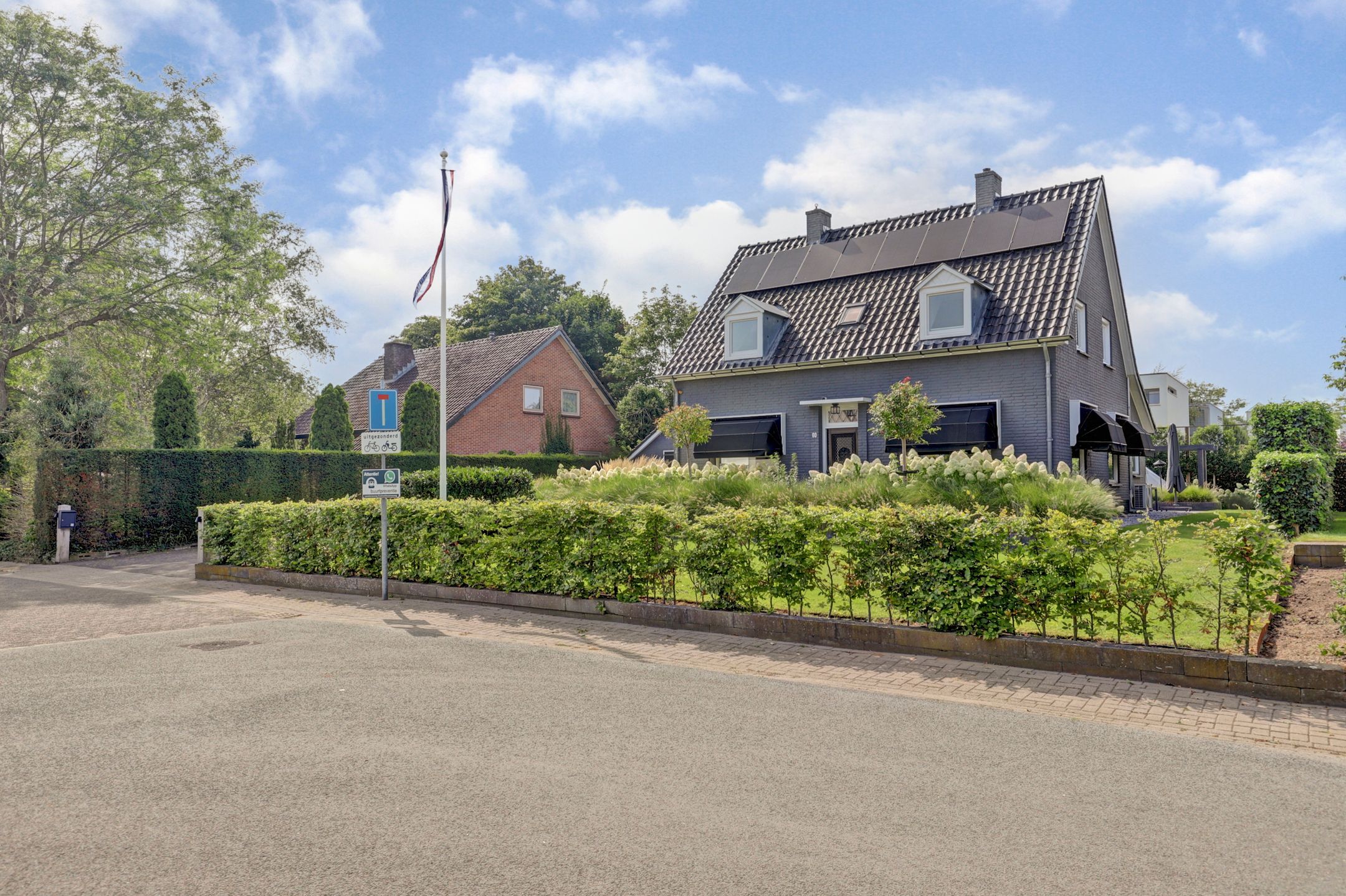 Photo 48 of Leestenseweg 18