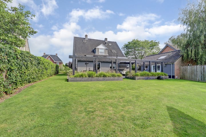 Photo 49 of Leestenseweg 18